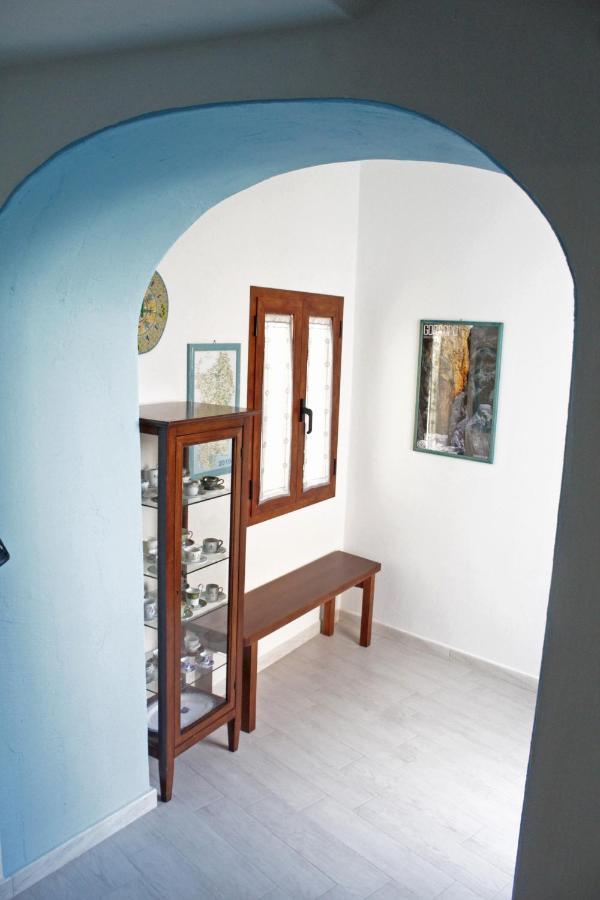 Bed and Breakfast La Casa Del Corso Orgosolo Exterior foto